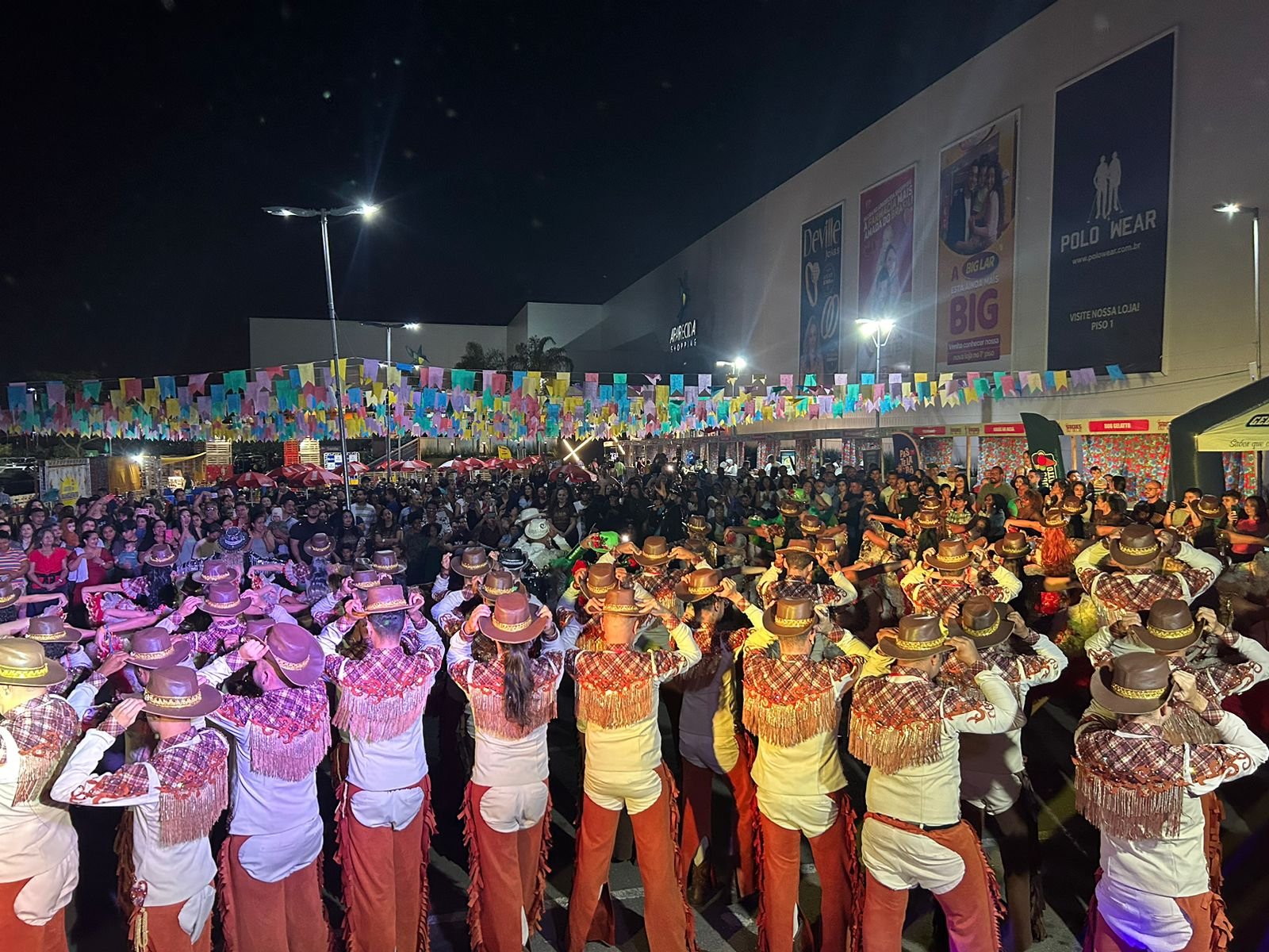 Aparecida Shopping realiza Arraiá com entrada solidária e atrações para toda a família