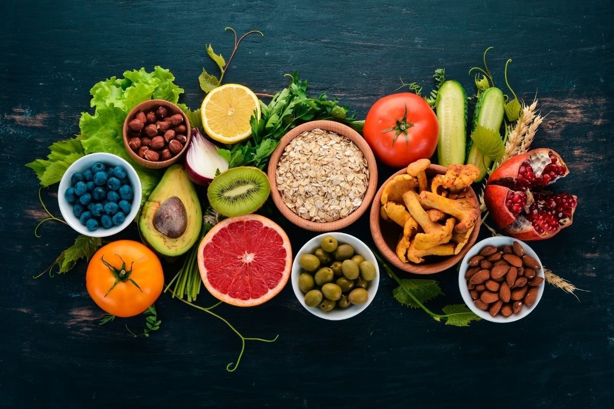 Hidratação e alimentação rica em antioxidantes potencializam estímulo de colágeno