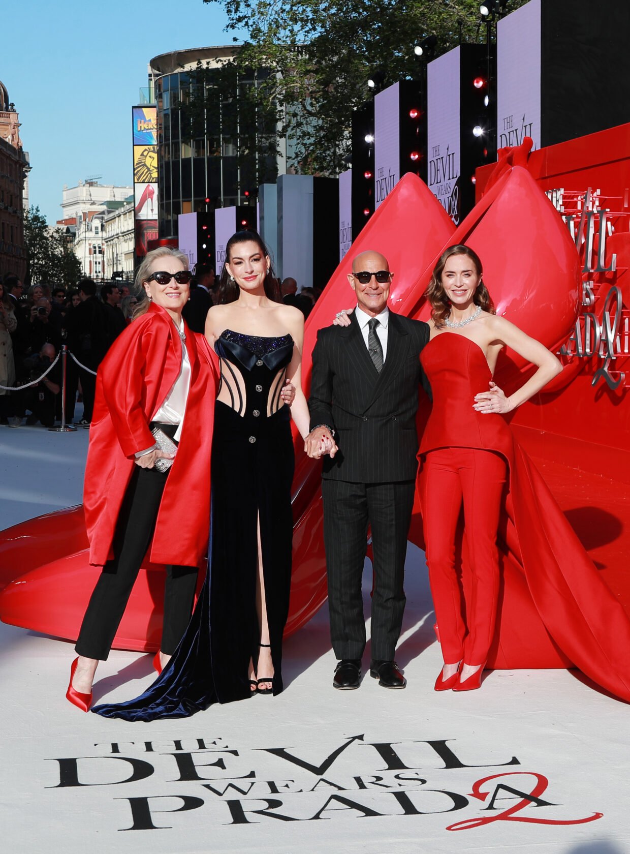 Diabo Veste Prada 2 estreia nos cinemas hoje